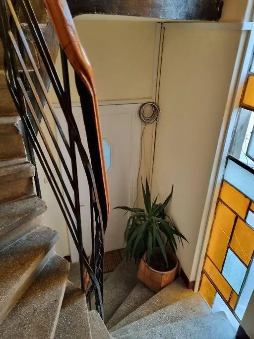 Cozy Apartment Near City Center Bucharest