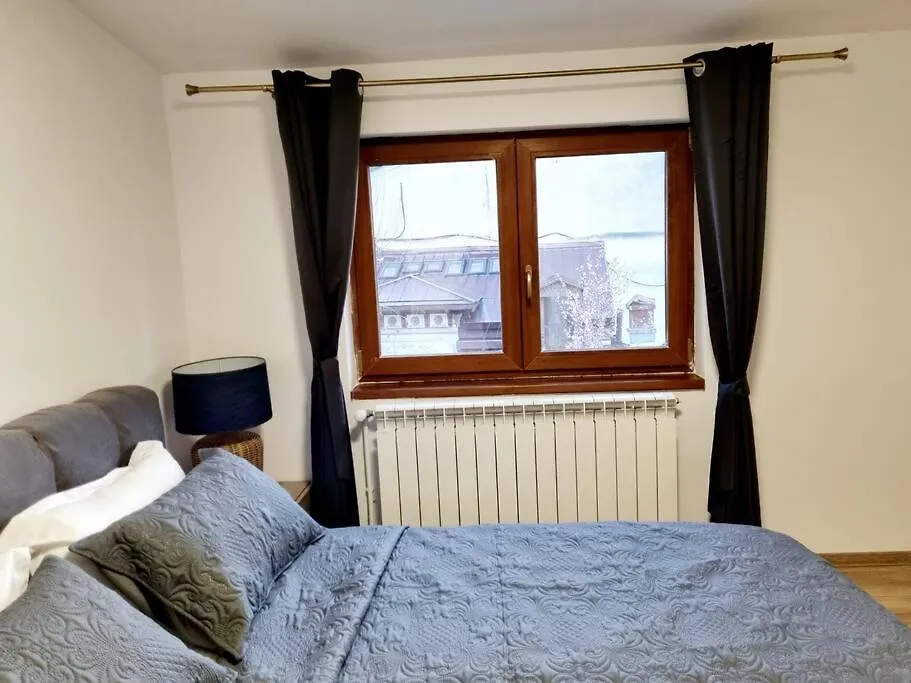 Cozy Apartment Near City Center Bucharest