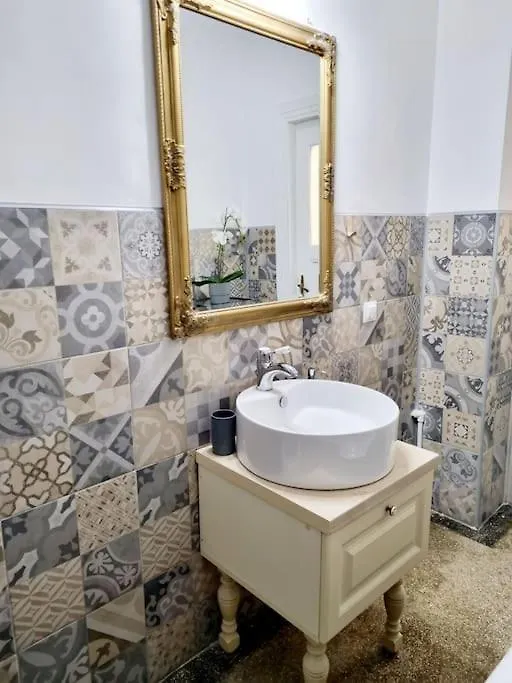 Cozy Apartment Near City Center Bucharest