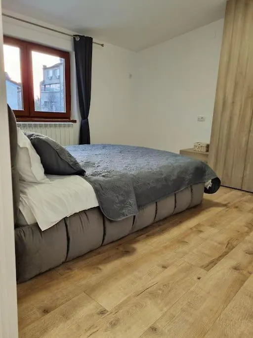 Cozy Apartment Near City Center Βουκουρέστι